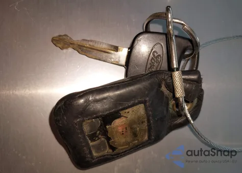 2003 Ford F-150 Lariat/Xlt z USA, uszkodzony, nr VIN 1FTRW08LX3KA14209